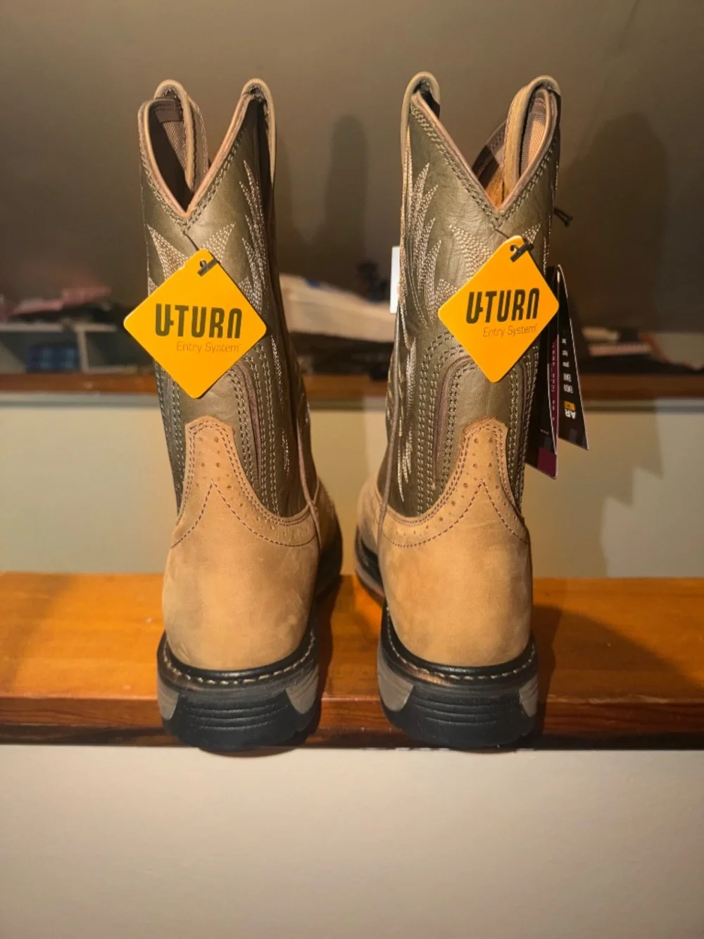 Ariat brand new